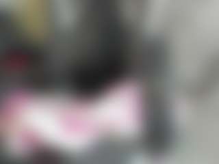 Andrea-Belucci MILF webcam performer live streaming
