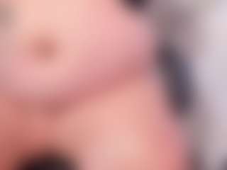 Andrea-Belucci's Live Sex Cam Show