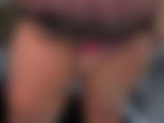 Andrea-Belucci's Live Sex Cam Show