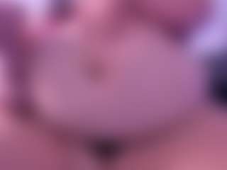 Andrea-Belucci's Live Sex Cam Show