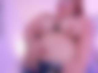 Show en direct avec Andrea-Belucci - BBW sur Camsoda