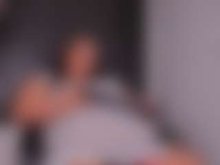 Live cam show with Andrea-Belucci - Big Tits Latina on Streamer API | colombia