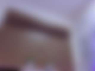 Live cam show with Andrea-Belucci - Red Hair on Dare Cams