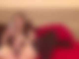 Live cam show with KendraLucks - Lesbian on liverealitysex.com
