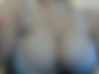 Live cam show with Carla Jones - Latina on SmokeAndPoke | colombia