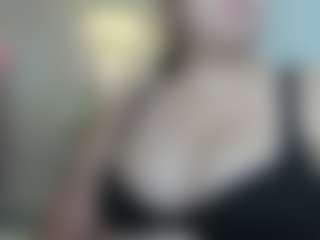 Live cam show with Carla Jones - Bikini on LiveSexCams6