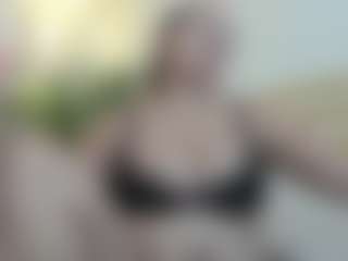 Carla Jones's Live Sex Cam Show