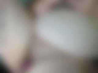 Live cam show with Danna s - Green Eyes on Camsoda