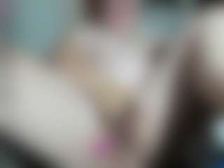 Live cam show with Danna s - Green Eyes on Camsoda