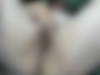 Live cam show with Danna s - Hairy Pussy Brown Hair on Soda Cam