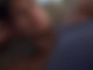 Ceecee MILF webcam performer live streaming