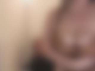 Live cam show with CAMILA - Blonde Hair on Camsoda