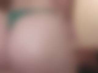 Live cam show with CAMILA - Handjob on Camsoda