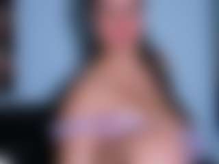Luna Hatzel's Live Sex Cam Show