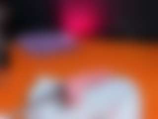 Live cam show with Luna Hatzel - Toys Teen (18+) on Cam Slut