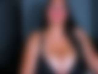 Luna Hatzel's Live Sex Cam Show