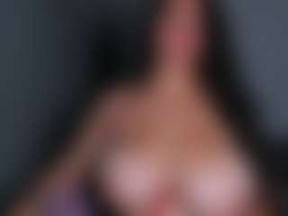 Luna Hatzel's Live Sex Cam Show