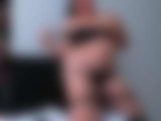 Luna Hatzel's Live Sex Cam Show