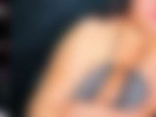 Live cam show with Luna Hatzel - Curvy Young Adult on Camsoda