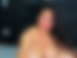Luna Hatzel's Live Sex Cam Show
