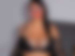 Luna Hatzel's Live Sex Cam Show