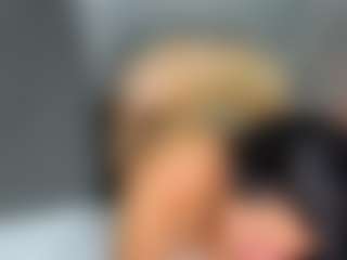 Luna Hatzel's Live Sex Cam Show