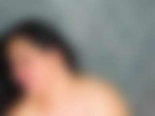 Luna Hatzel's Live Sex Cam Show