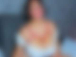 Luna Hatzel's Live Sex Cam Show