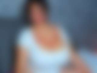 Luna Hatzel's Live Sex Cam Show