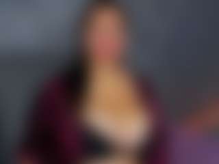 Luna Hatzel's Live Sex Cam Show