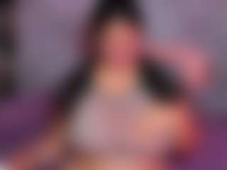 Luna Hatzel's Live Sex Cam Show