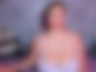 Luna Hatzel's Live Sex Cam Show