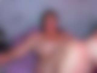 Luna Hatzel's Live Sex Cam Show