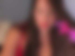 Live cam show with BrookeMiller - Bikini on AdultVida.com