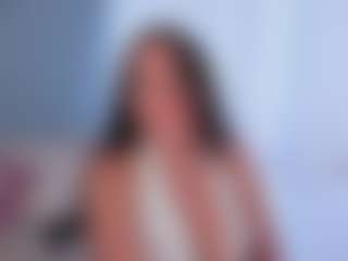 Live cam show with BrookeMiller - Bikini on live18s.com