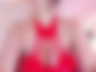 Sophie MILF webcam performer live streaming