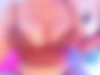 Sophie MILF webcam performer live streaming