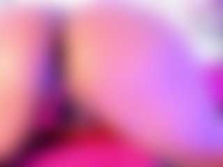 Live cam show with Sophie - Strip Mature on Camsoda