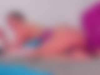 Live cam show with Sophie - Shaved Pussy Mature on Streamer API