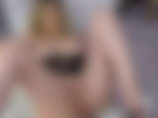 MishelleB's Live Sex Cam Show