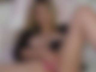 Live cam show with MishelleB - Blowjob on live18s.com