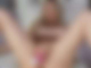 Live cam show with MishelleB - Dildo on CamSodaAdn