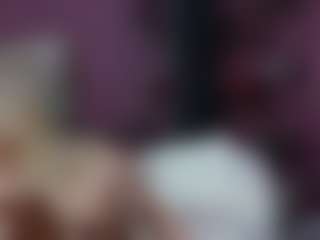 Live cam show with MishelleB - Hot on fuklive.com