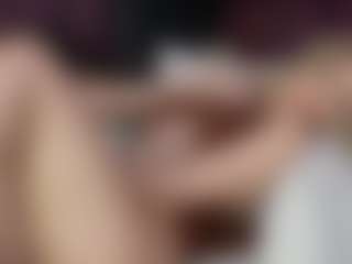 Live cam show with MishelleB - Horny on SxyPornLive