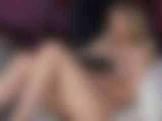 Live cam show with MishelleB - Shaved Pussy on fapnchat