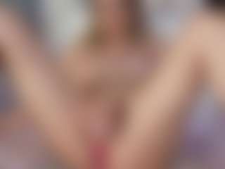 Live cam show with MishelleB - Amateur on Soda Cam