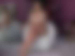 Live cam show with MishelleB - Double Penetration on dropp.cam