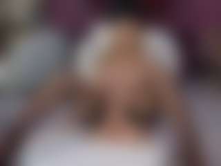 Live cam show with MishelleB - Fingerass on infinitiblacc.com