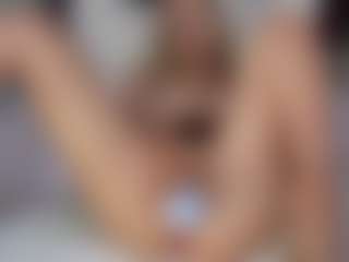 Live cam show with MishelleB - Moaning on realtime-chat
