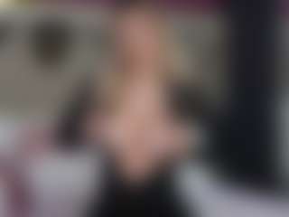 Live cam show with MishelleB - Control on Camming Site